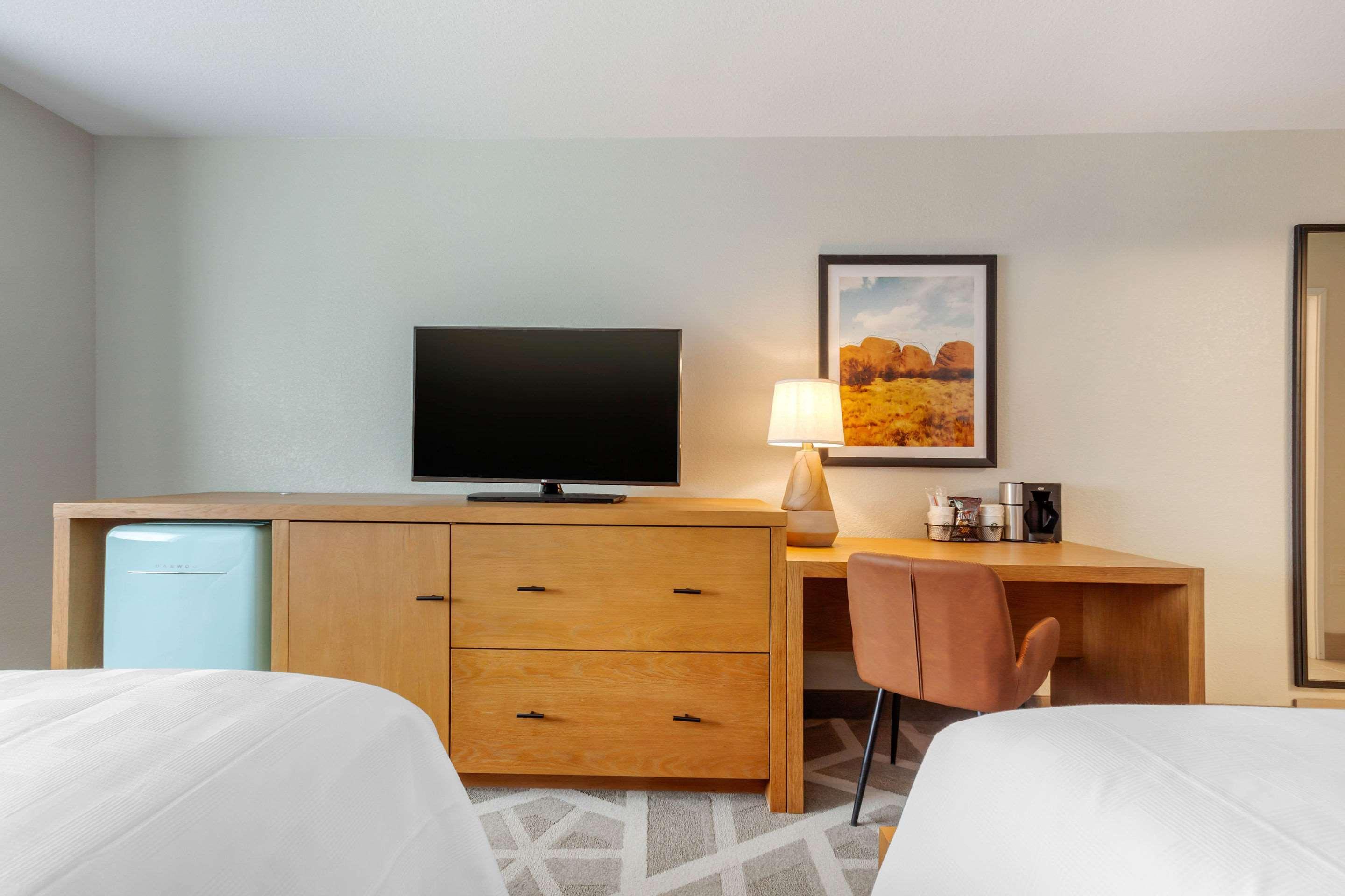La Quinta Inn & Suites By Wyndham Tempe University, Phoenix Экстерьер фото